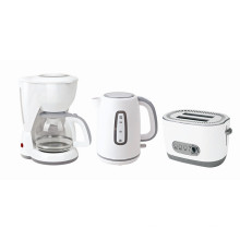 Brotbackmaschine mit Wasserkocher, Toaster und Kaffeemaschine